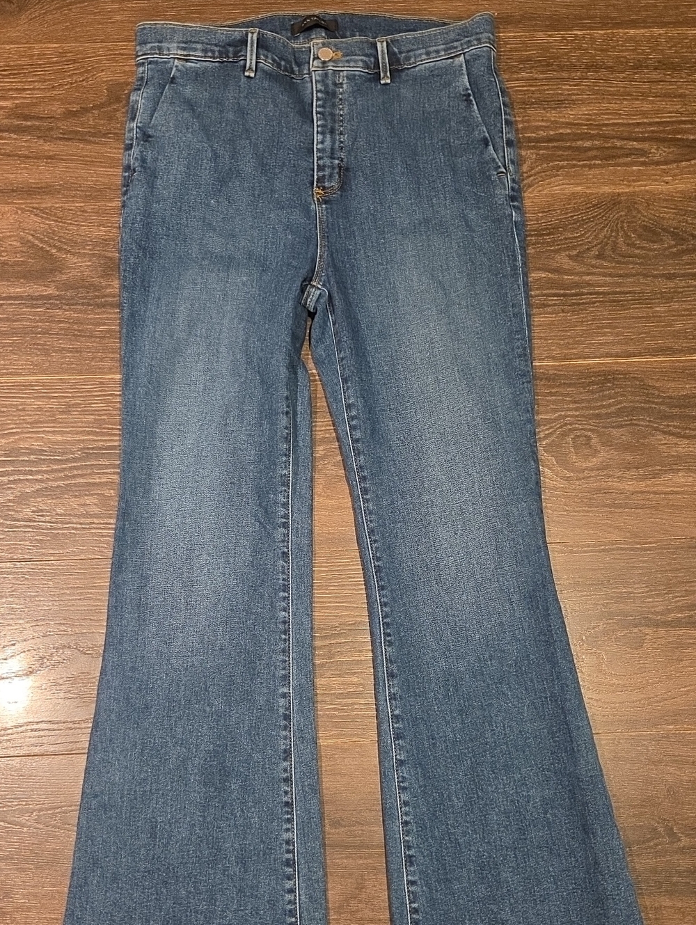 ❤️ ANN TAYLOR HIGH RISE FLARE JEANS, 10 (30) - Picture 3 of 8